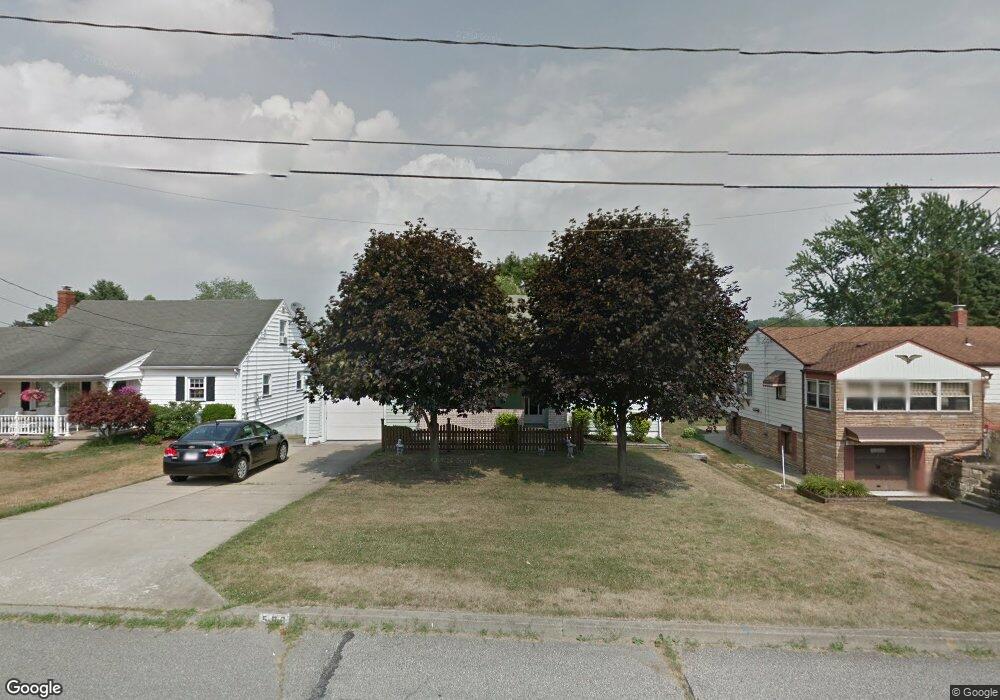 556 Idora Ln, Struthers, OH 44471 - photo 1