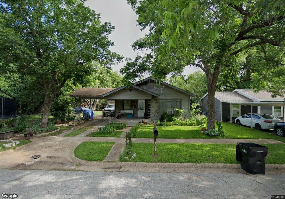1521 W Sears St, Denison, TX 75020 - photo 1