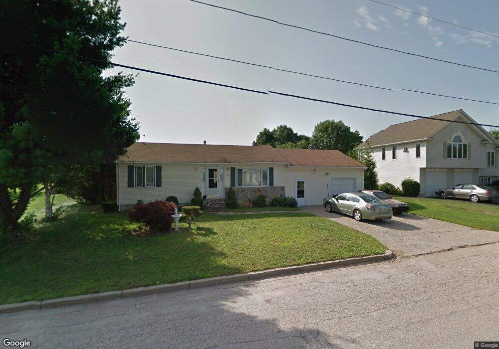 206 Locust Glen Dr, Cranston, RI 02921 - photo 1