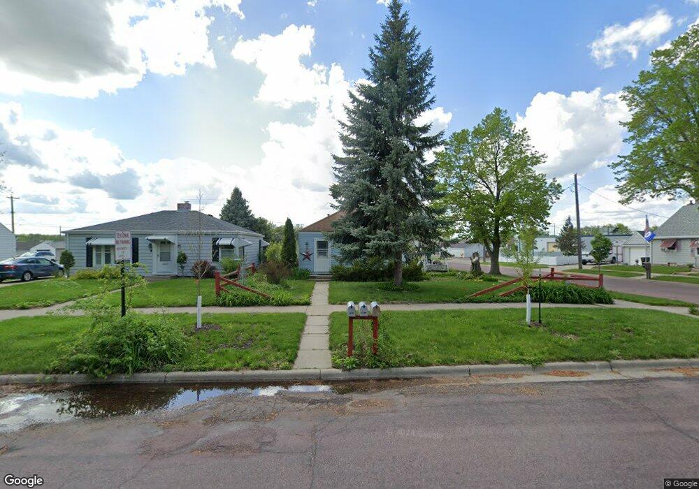 1636 N 2nd St, Mankato, MN 56001 - photo 1