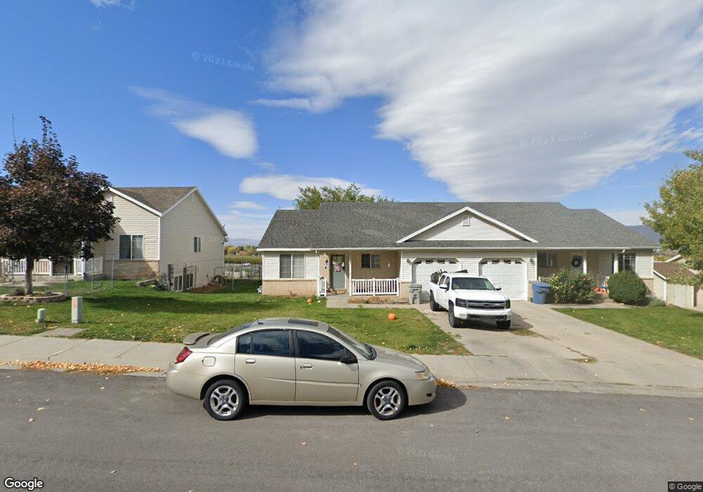 351 N Peach St, Santaquin, UT 84655 - photo 1