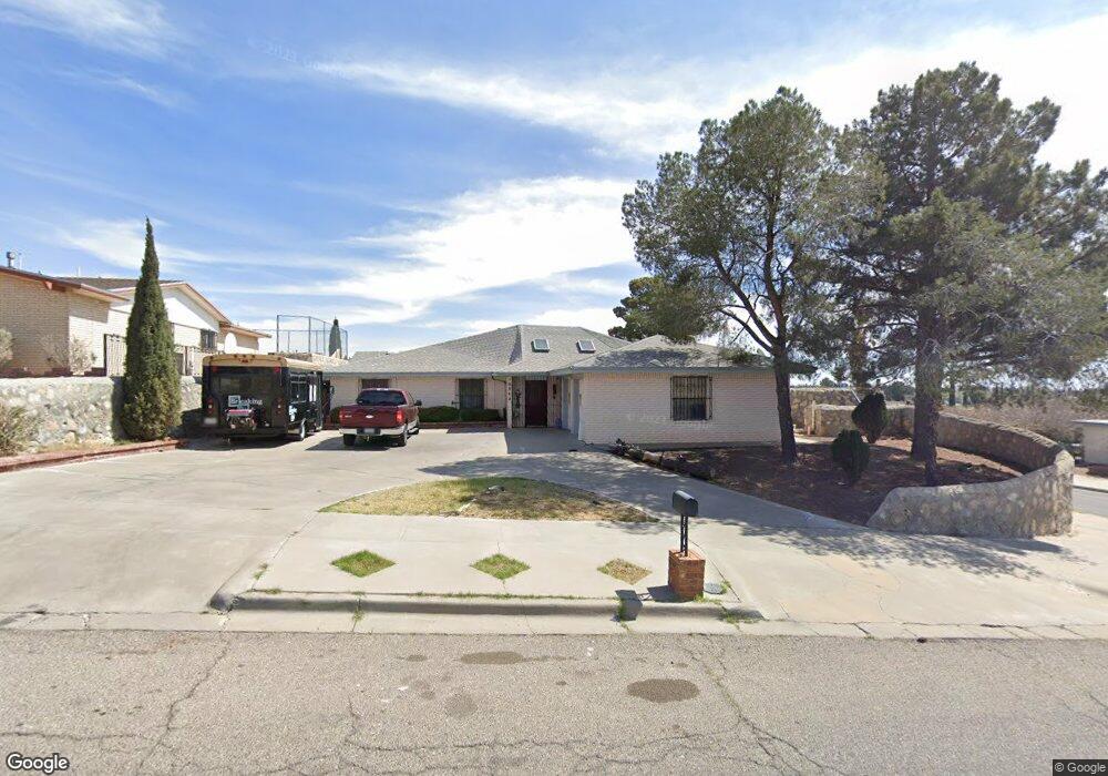 10940 Lakewood Ave, El Paso, TX 79935 - photo 1