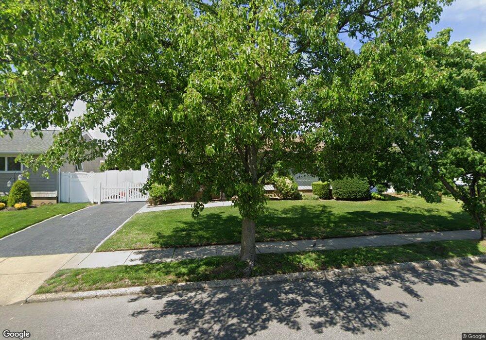 704 Brower Ave, Franklin Square, NY 11010 - photo 1