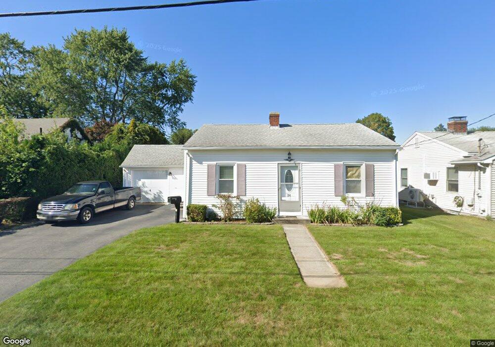 34 Winslow St, Riverside, RI 02915 - photo 1
