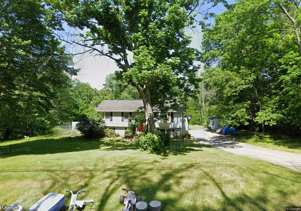 417 Blackstone St, Uxbridge, MA 01569 - photo 1