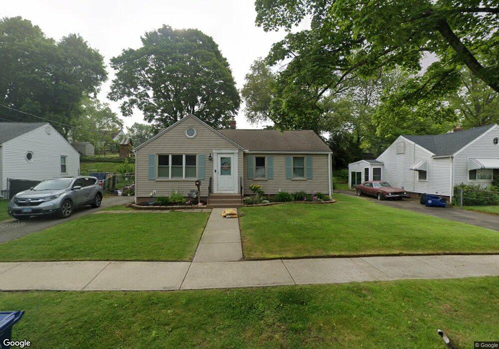 135 Winslow Dr, West Haven, CT 06516 - photo 1