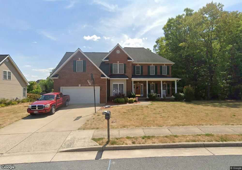 713 Dellinger Dr, Strasburg, VA 22657 - photo 1