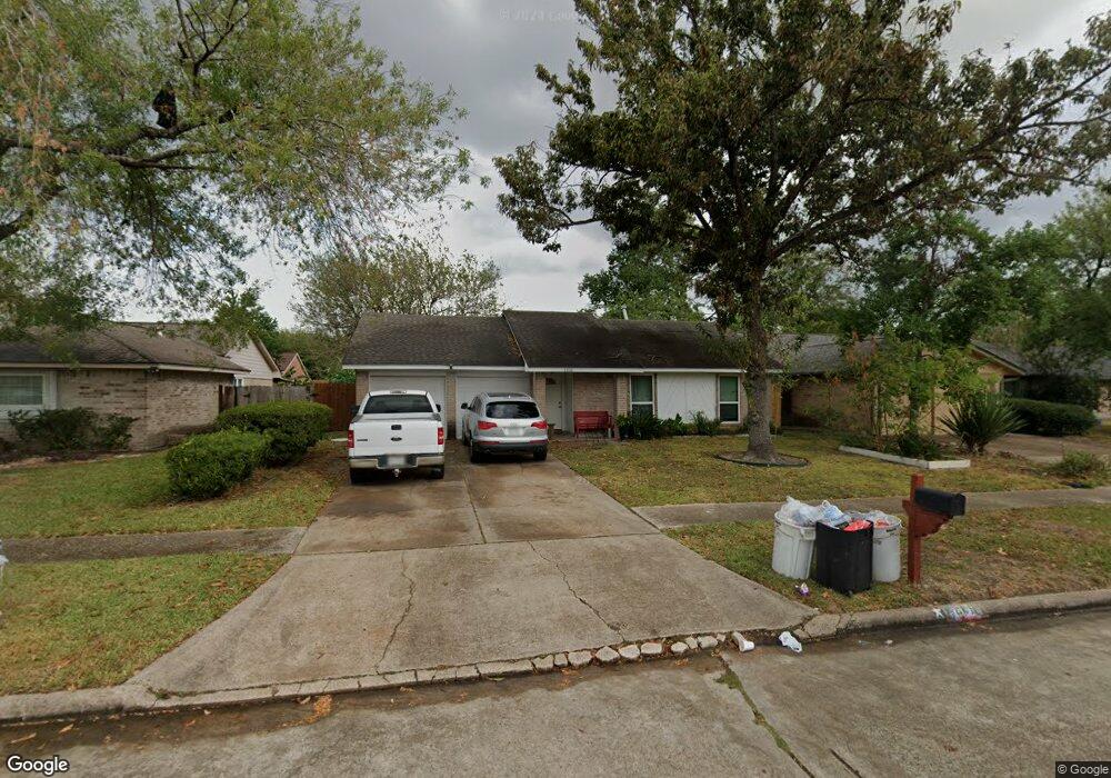 6806 Winding Trace Dr, Houston, TX 77086 - photo 1