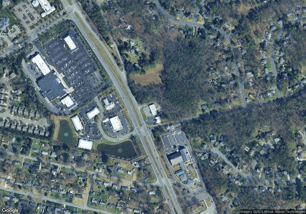 10211 Staples Mill Rd, Glen Allen, VA 23060 - photo 1