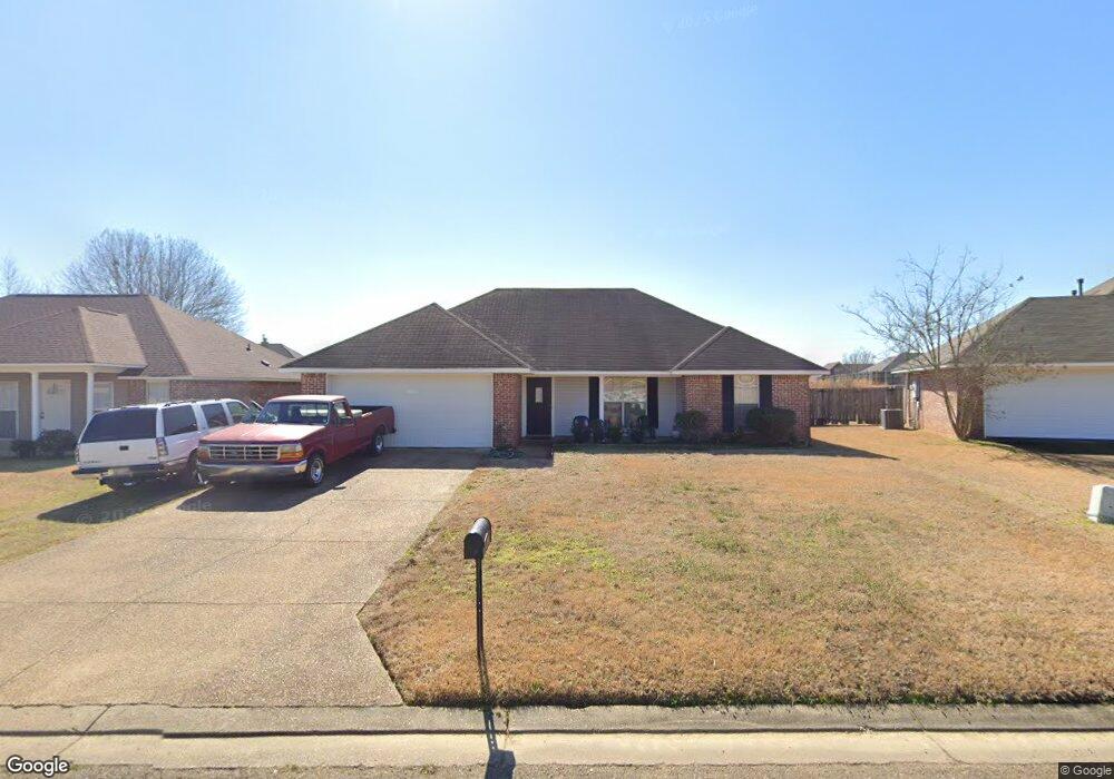 1061 Bullrun Dr, Byram, MS 39272 - photo 1