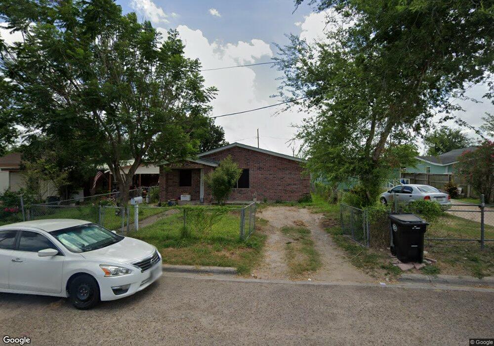 311 N Pino St, Weslaco, TX 78596 - photo 1