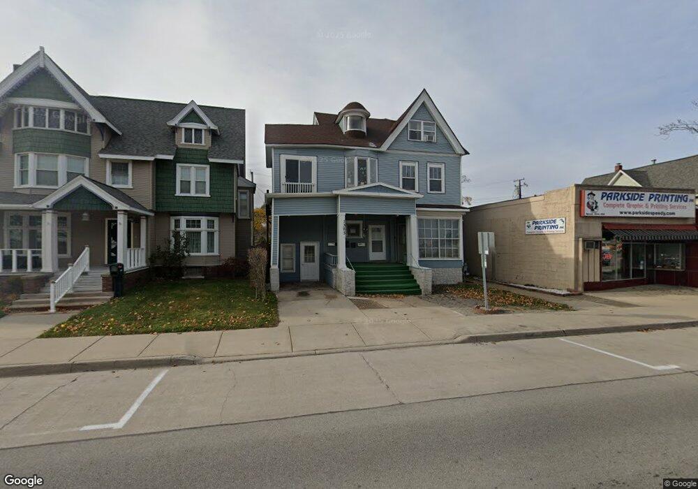 1323 Military St, Port Huron, MI 48060 - photo 1