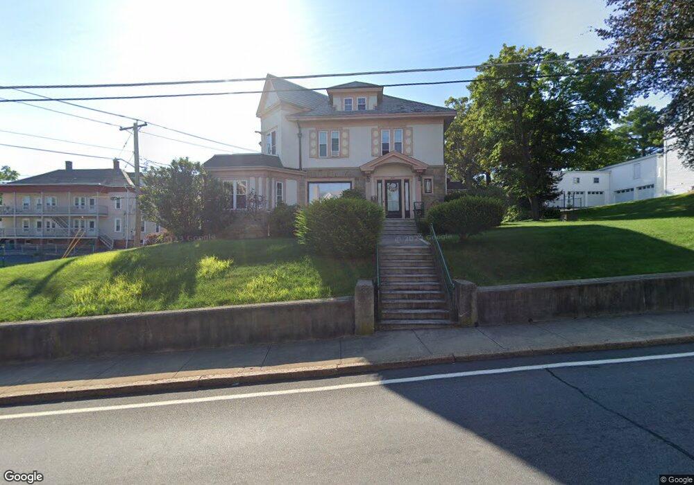 546 Park Ave, Woonsocket, RI 02895 - photo 1