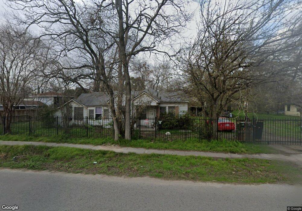 413 Bennington St, Houston, TX 77022 - photo 1