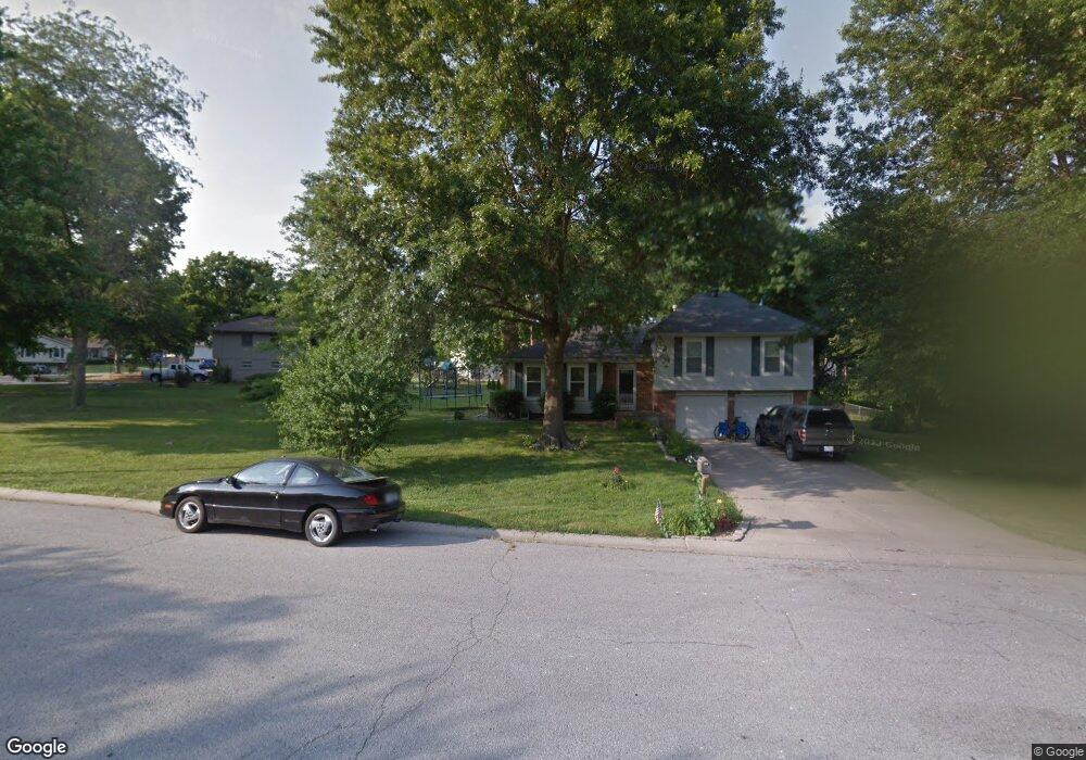 119 Ethel Ln, Lansing, KS 66043 - photo 1