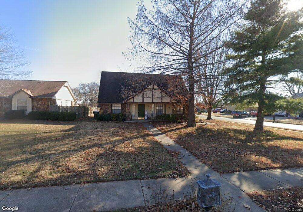 909 W Queens St, Broken Arrow, OK 74012 - photo 1