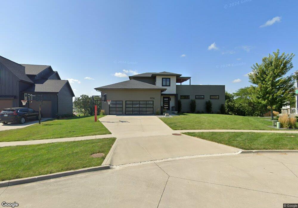 9136 Abram Dr, West Des Moines, IA 50266 - photo 1