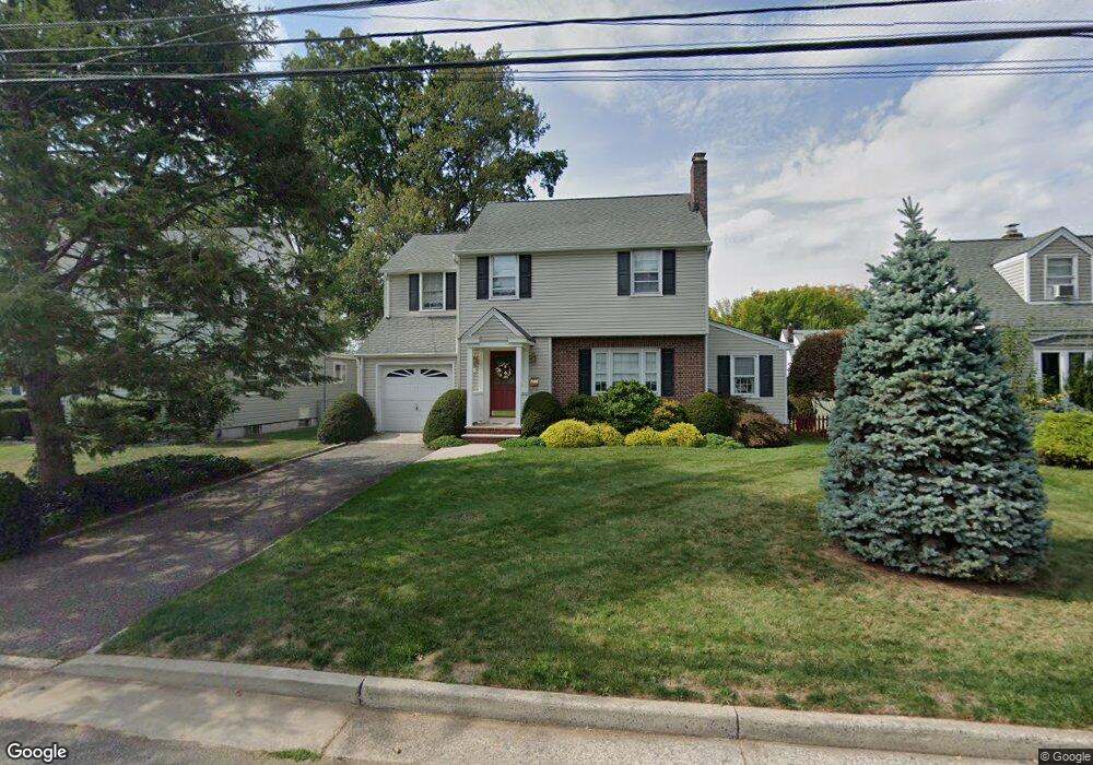 318 Morristown Rd, Linden, NJ 07036 - photo 1