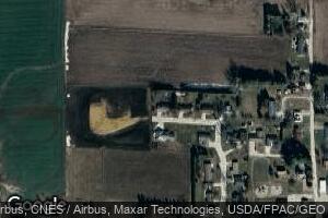 128 Spring St NW, Waucoma, IA 52171