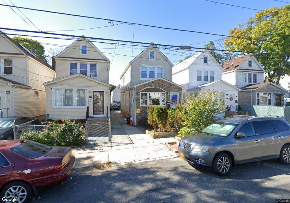 11118 169th St, Jamaica, NY 11433 - photo 1