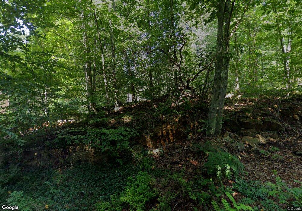 79 Round Hill Rd, Guilford, CT 06437 - photo 1