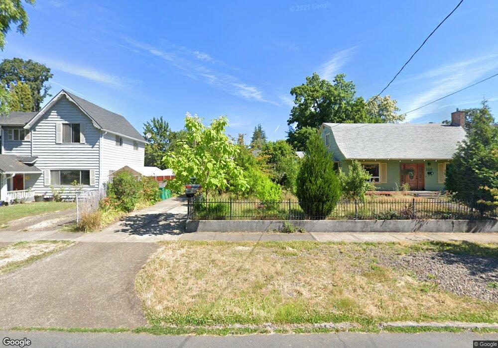 1610 Cedar St, Forest Grove, OR 97116 - photo 1