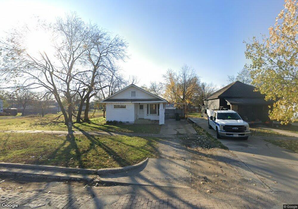 1203 W Division St, Henryetta, OK 74437 - photo 1