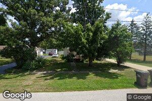 225 S 4th St, Capron, IL 61012