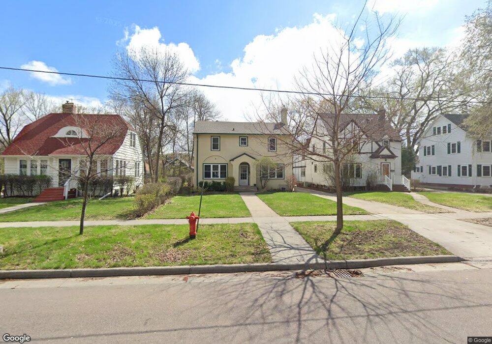 1426 8th St S, Fargo, ND 58103 - photo 1