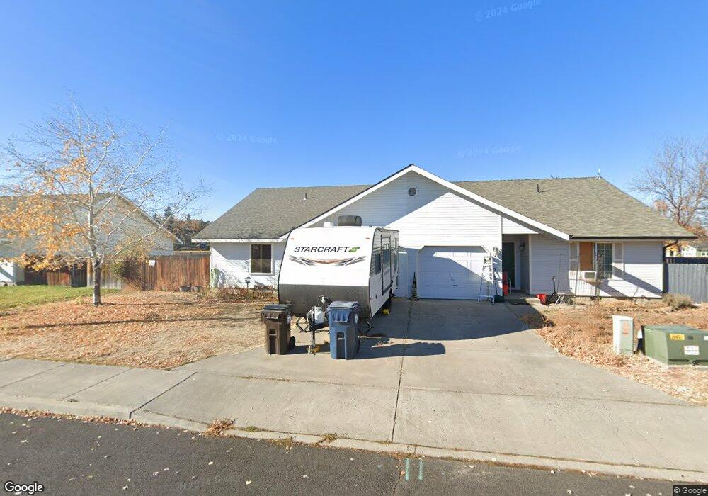 2741 SW 28th St, Redmond, OR 97756 - photo 1