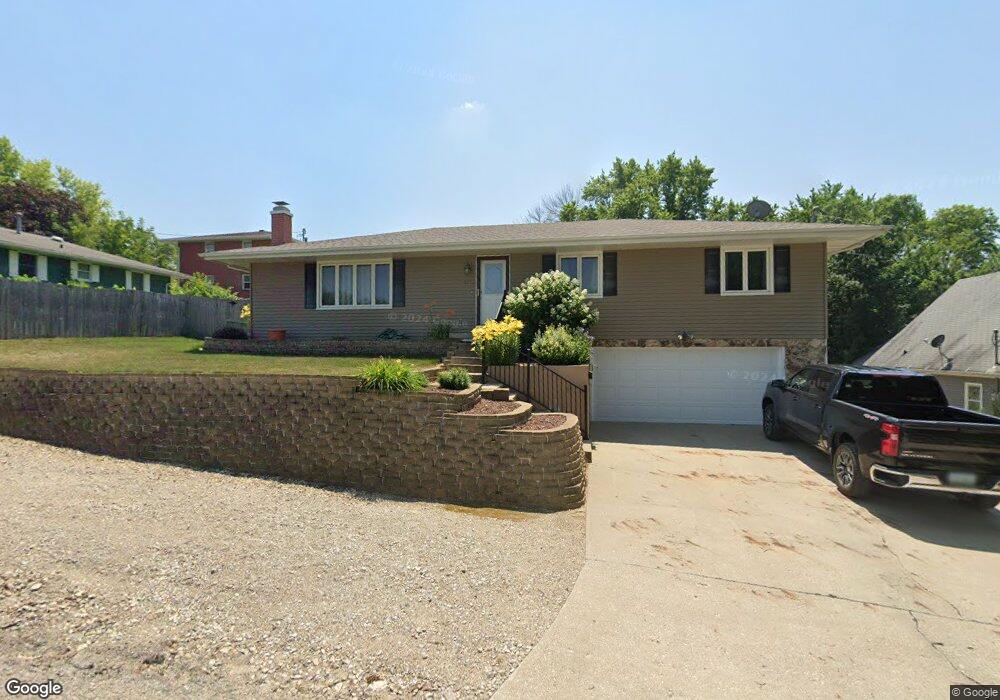 115 W Pleasant St, Colfax, IA 50054 - photo 1