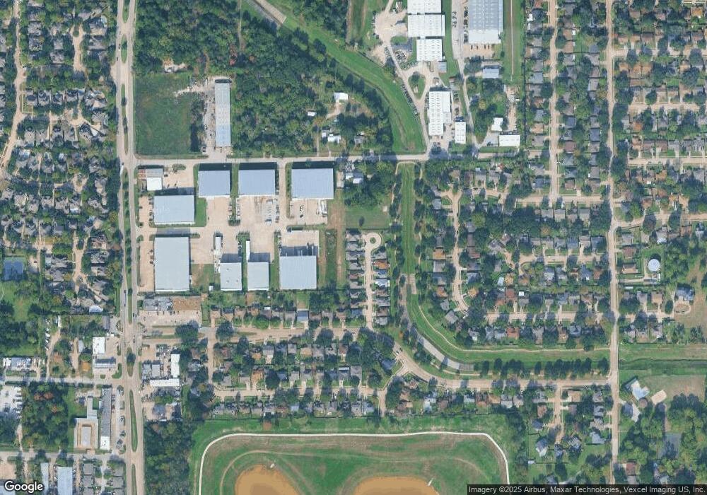 7535 Woodland Gate Dr, Houston, TX 77040 - photo 1