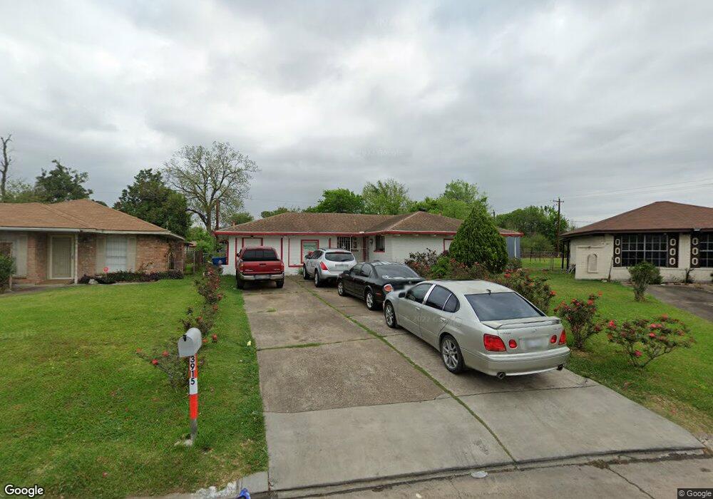3915 Bethany Ln, Houston, TX 77039 - photo 1