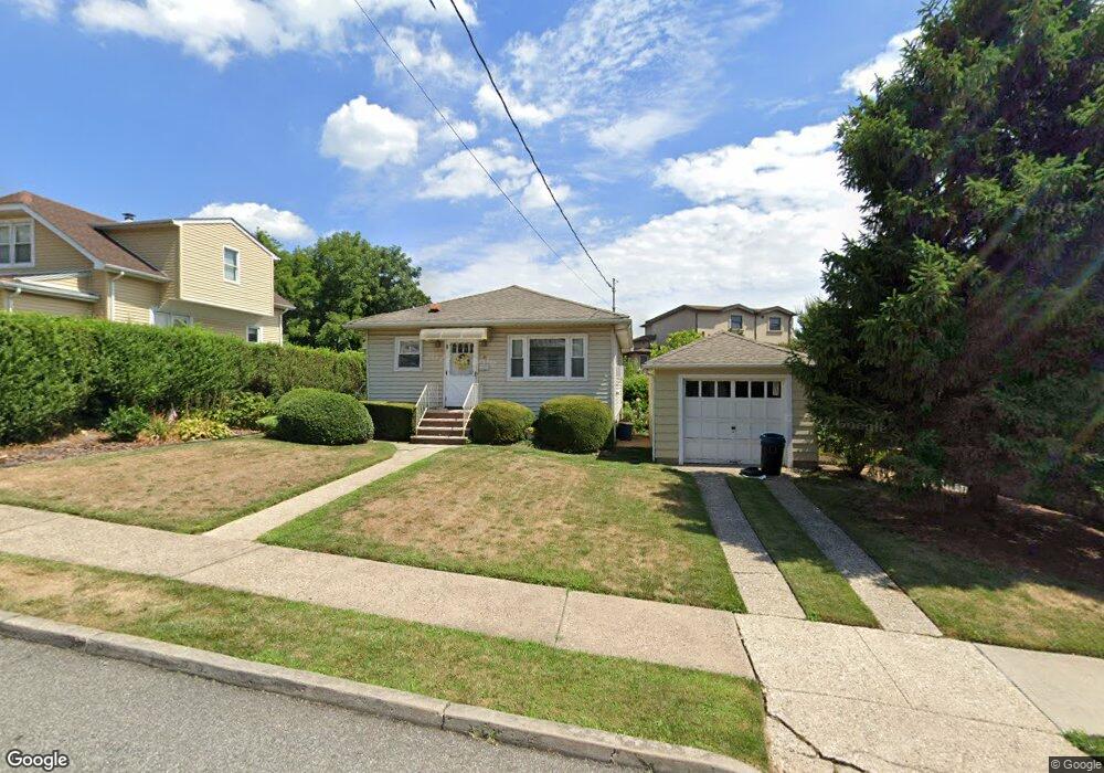 45 Renwick Ave, Staten Island, NY 10301 - photo 1