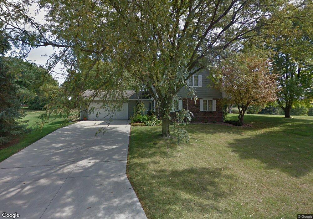 1614 W 14th St S unit A, Newton, IA 50208 - photo 1