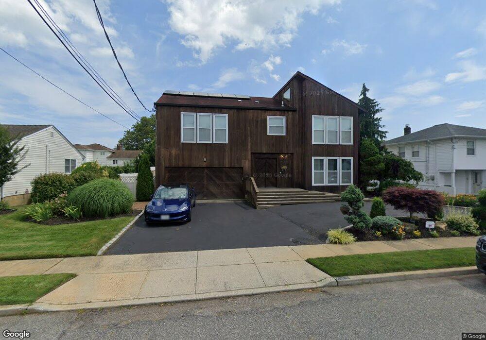 2128 Beverly Way, Merrick, NY 11566 - photo 1