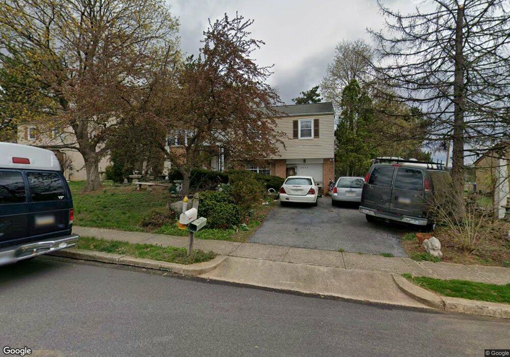 4021 Danor Dr, Reading, PA 19605 - photo 1