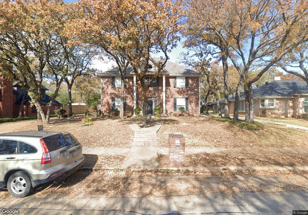 1217 Briar Dr, Bedford, TX 76022 - photo 1