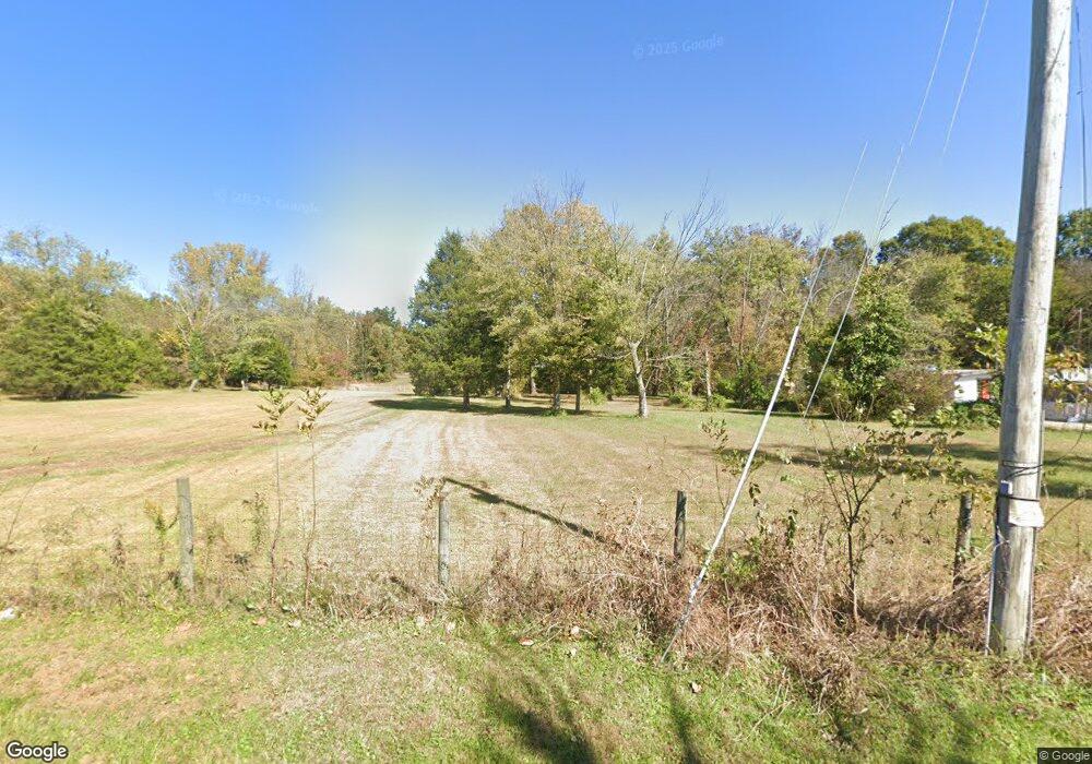 982 Main St, Lebanon Junction, KY 40150 - photo 1