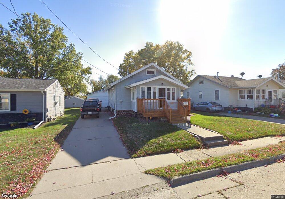 1025 N 5th Ave E, Newton, IA 50208 - photo 1