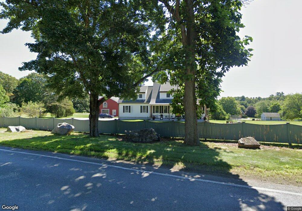 31 Hartford Ave E, Mendon, MA 01756 - photo 1