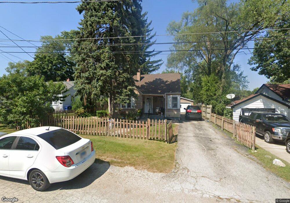 2514 Gray Ct, Waukegan, IL 60085 - photo 1