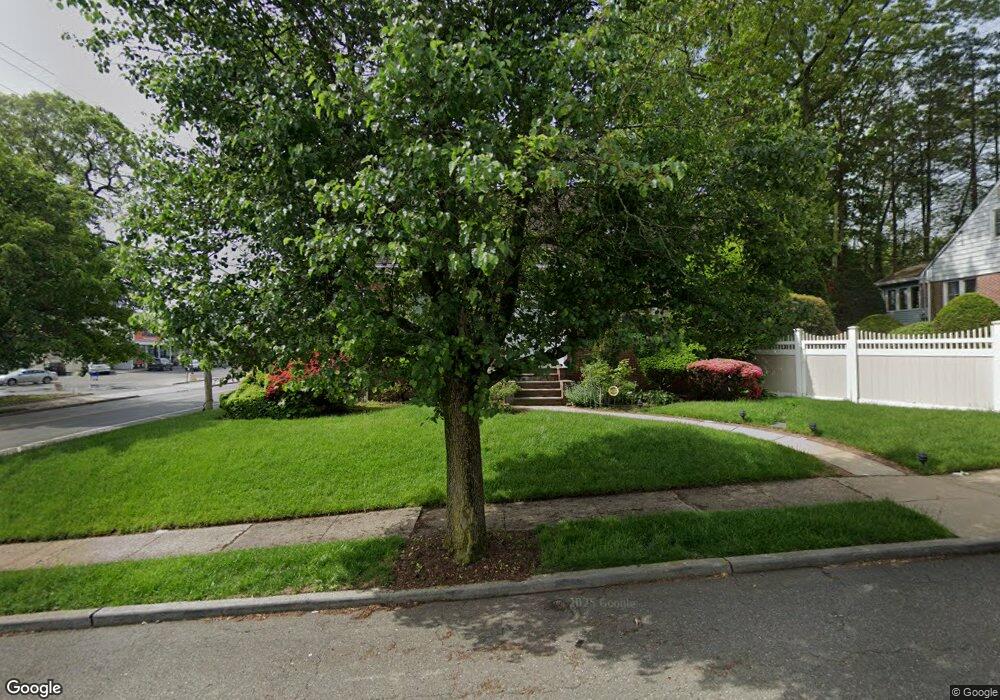 3 Laurel Ct, West Hempstead, NY 11552 - photo 1