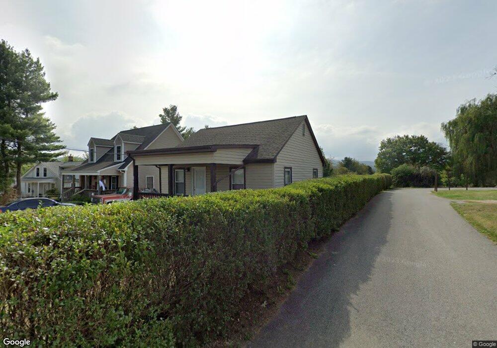 1942 Lyndhurst Rd, Waynesboro, VA 22980 - photo 1