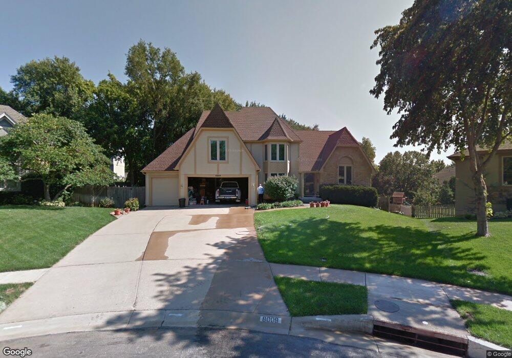 8009 Constance St, Lenexa, KS 66215 - photo 1