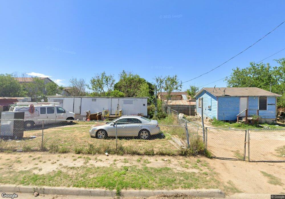 1720 Lexington Ave, Laredo, TX 78040 - photo 1