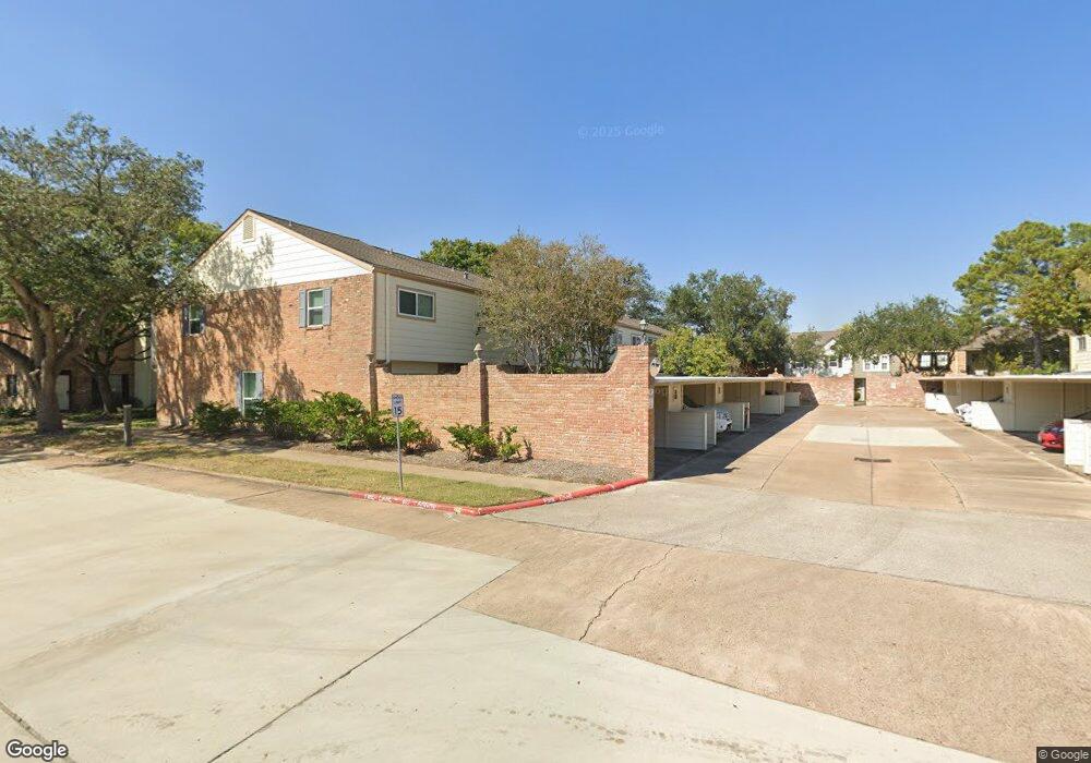 1347 Country Place Dr, Houston, TX 77079 - photo 1