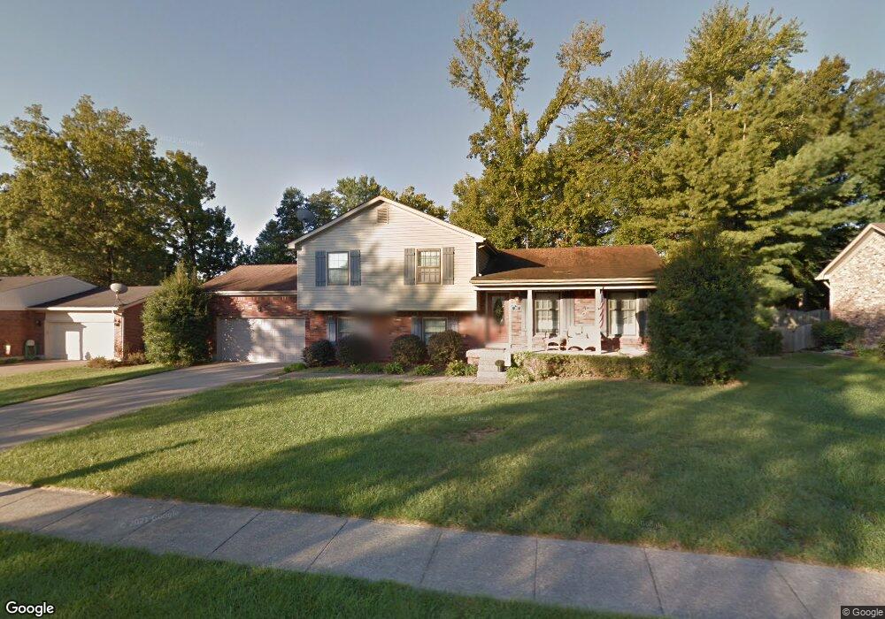 1113 Eastridge Dr, New Albany, IN 47150 - photo 1