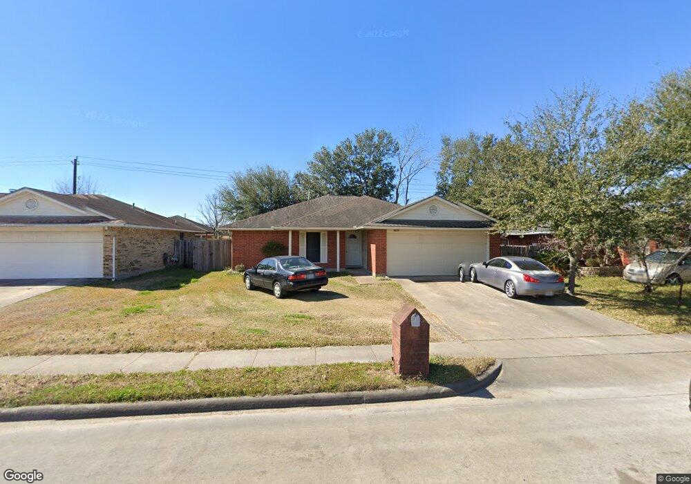 9670 Blackhawk Blvd, Houston, TX 77075 - photo 1