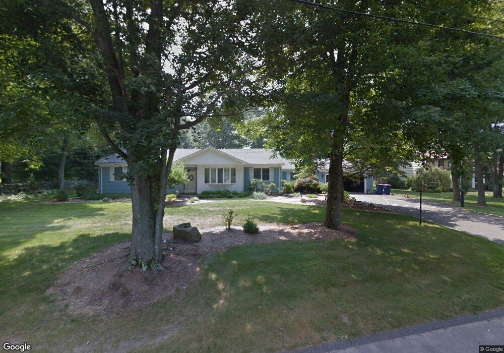 107 Crabapple Rd, Trumbull, CT 06611 - photo 1